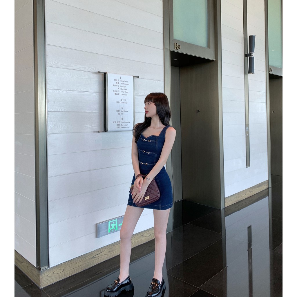 Đầm Yếm Denim Ngắn Dáng Ôm Kiểu Retro Thời Trang 2020 Cho Nữ | BigBuy360 - bigbuy360.vn