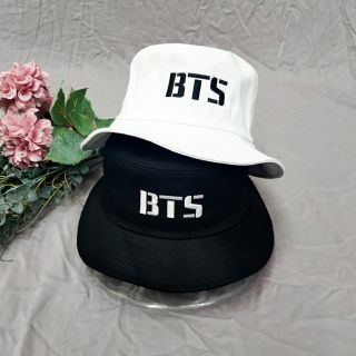 Mũ vành tròn BTS