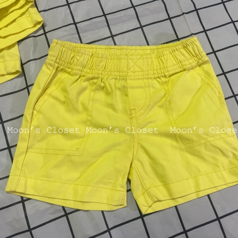 Quần short vàng Carter size 3m-24m (form to 6-16kg)