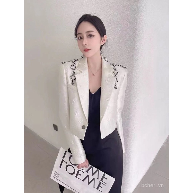 áo vest nữ cao cấp đính cườm, thủ công thu đông 2021 | BigBuy360 - bigbuy360.vn