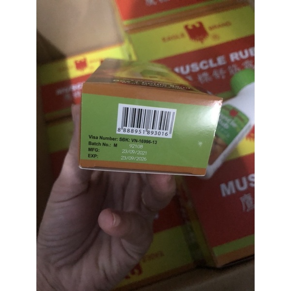 Dầu lăn con ó Muscle Rub 85 mL