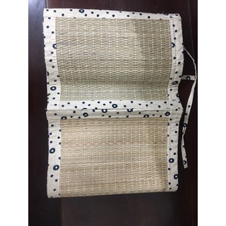 Chiếu cói xe đẩy thoáng khí