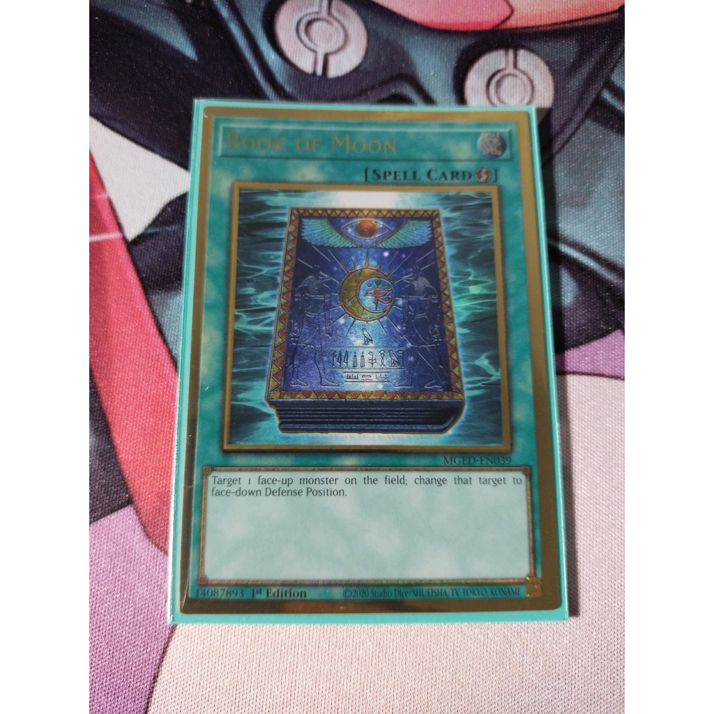 Lá thẻ bài Book of Moon - MGED-EN039 - Premium Gold Rare 1st Edition