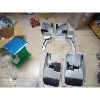 Chắn bùn (Garnish & mud guard) Pajero V45