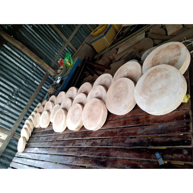 Thớt mù u 20 năm tuổi