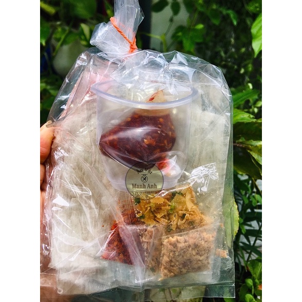 Bánh tráng chấm me
