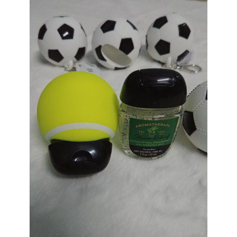 Có sẵn-móc treo gel rửa tay khô BATH&BODYWORKS 29ml- Mẫu trái bóng tennis- TENNIS BALL POCKETBAC HAND SANITIZER HOLDERS