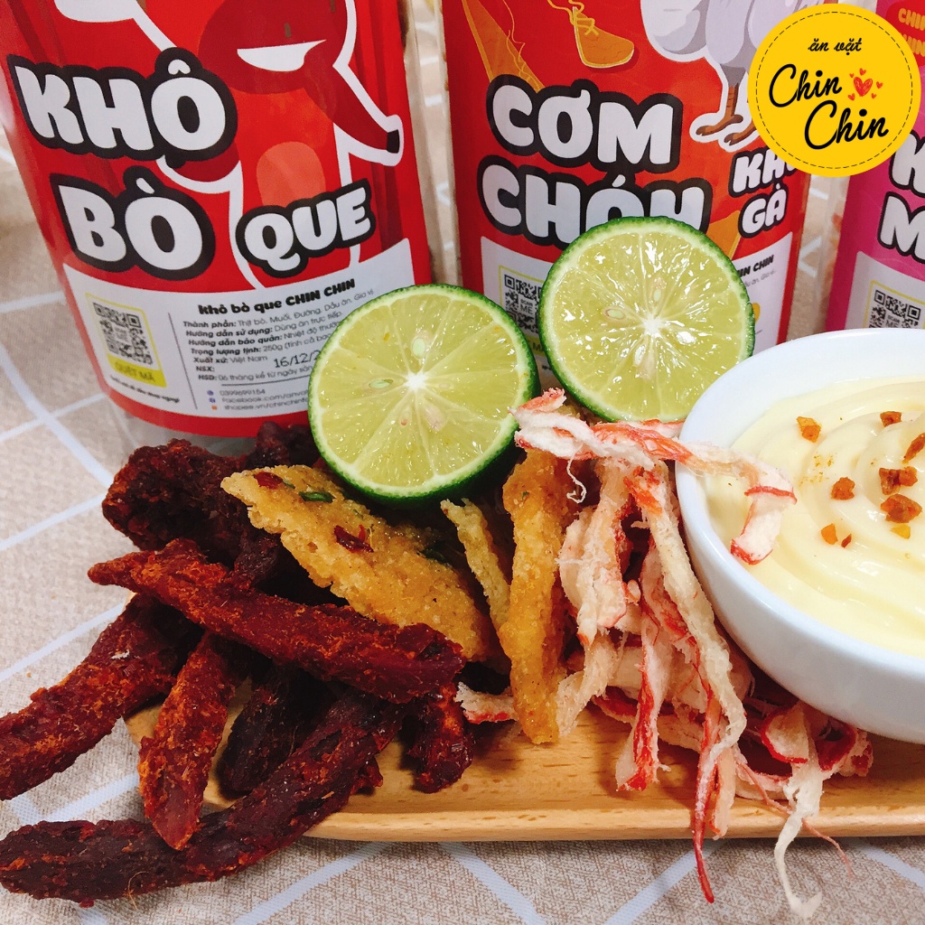 Đồ ăn vặt khô bò que giòn hồng ngự, bò khô xé sợi cay ngon 300g ChinChin | BigBuy360 - bigbuy360.vn