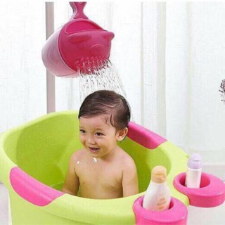 🌻🌻🌻gáo tắm gội cute cho bé yêu