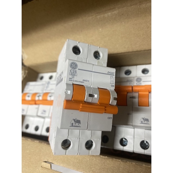 Cầu dao -MCB AC 2P 20/25A 6KA DG - General Electric