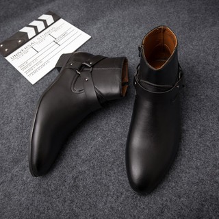 Stylish vintage leather shoes for men