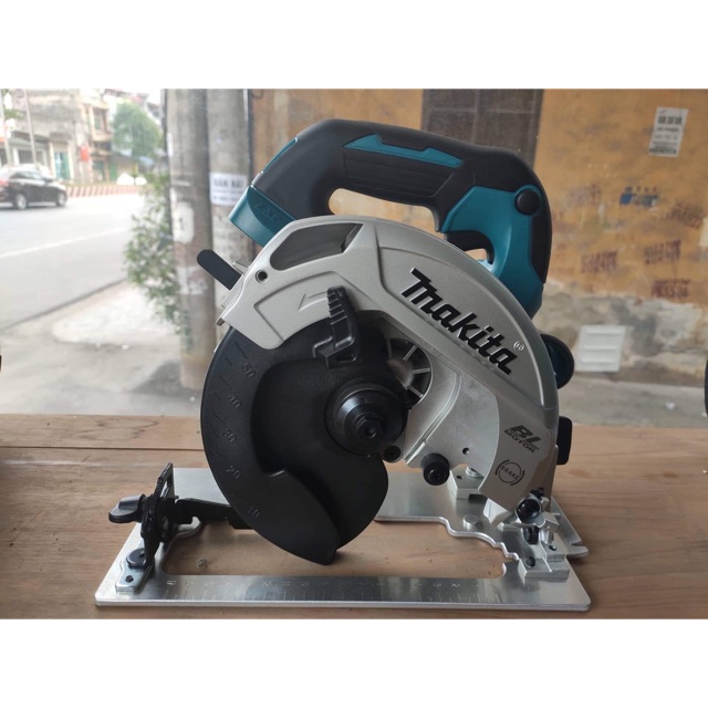 CƯA ĐĨA  makita DHS660