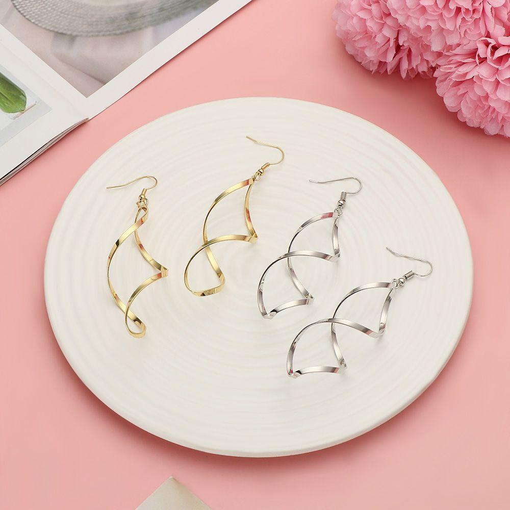 Hoa Tai Dáng Dài Thiết Kế Xoắn Thời Trang Cho Nữ