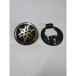 nạ tem xe máy đế logo no 4 yamaha