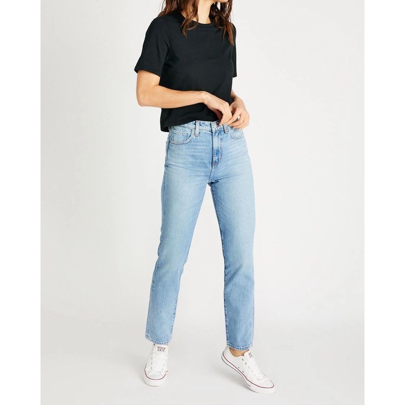 Quần Mom Jeans Nữ Lưng Cao Màu Xanh Sáng Wash Râu Mèo M-01B