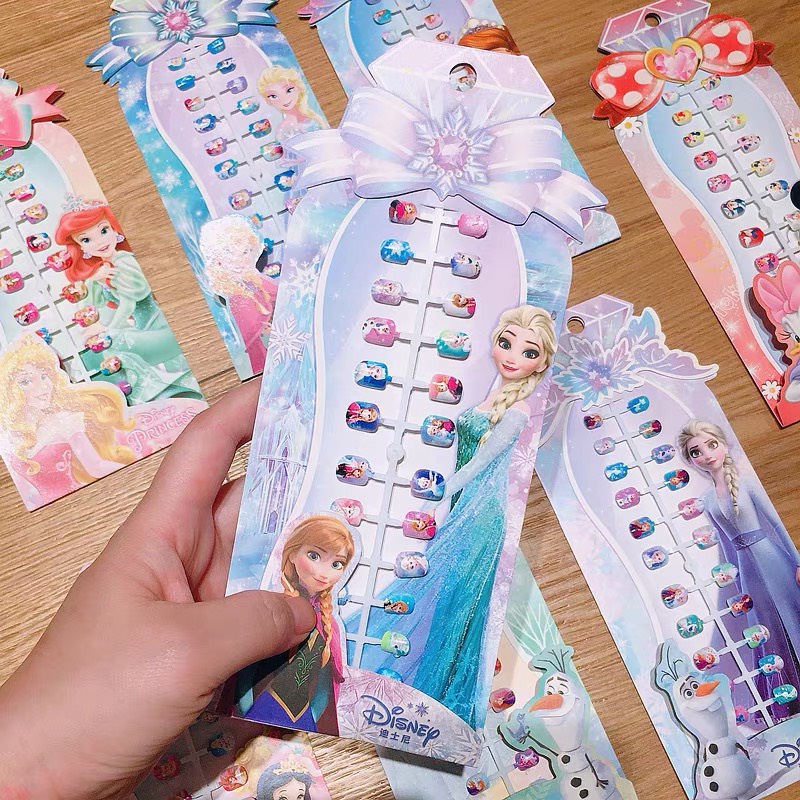 Set 24 Móng Tay Giả (Dùng một lần) Họa Tiết Công Chúa Elsa, Bạch Tuyết, Micky Trẻ Em