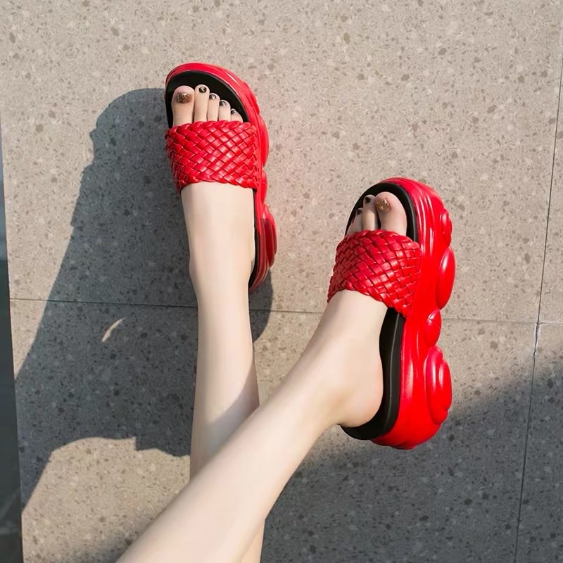 Dép xuồng siêu nhẹ cao 8cm sẵn vàng 37 đỏ 38 39 trắng 36 đen 34