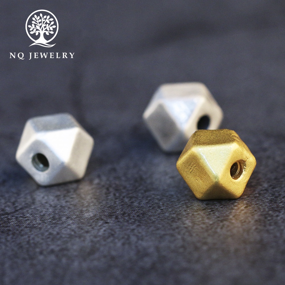 Charm bạc xỏ ngang kiểu hình học - NQ Jewelry