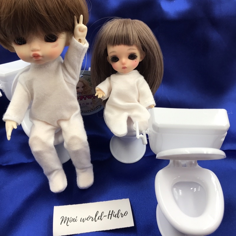 Toilet bồn cầu nhà vệ sinh wc Mini tí hon dùng cho trang trí nhà búp bê BJD tỉ lệ 1/12, 1/8. Dollhouse, miniature