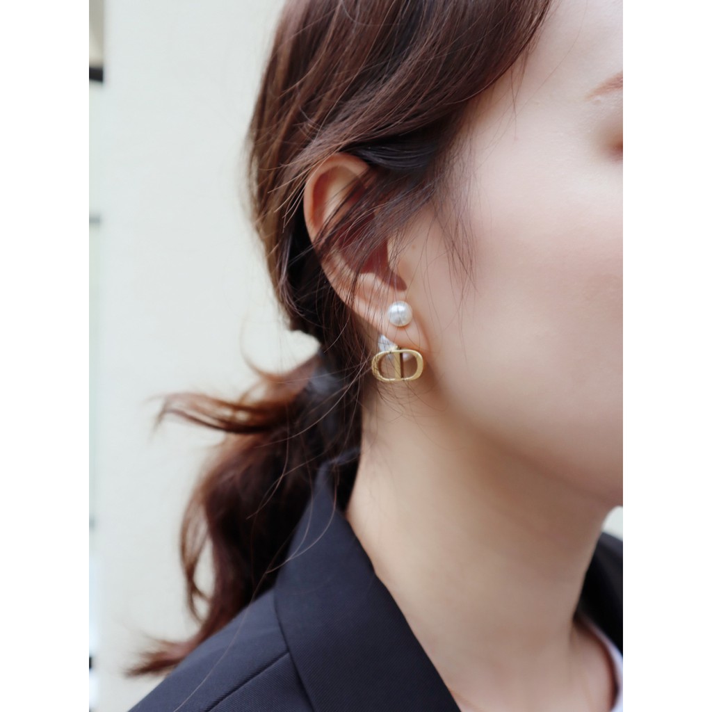 Khuyên tai thời trang phong cách cổ điển