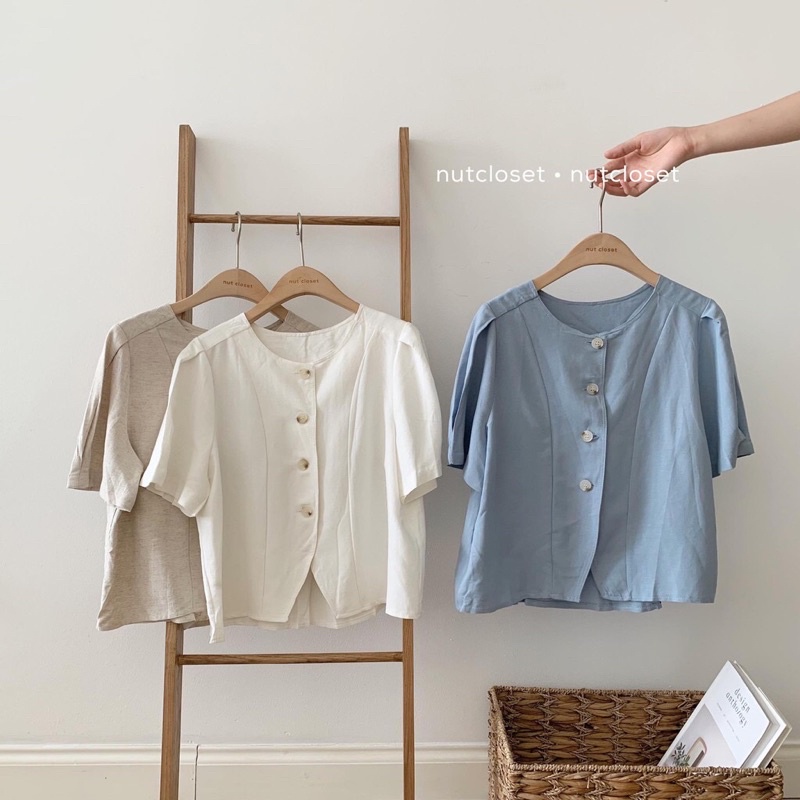 Blazer cộc tay nut closet trắng nguyên tag pass 119k