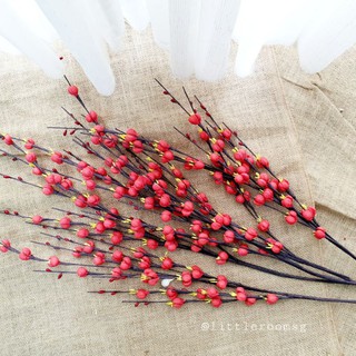 Nụ tầm xuân bằng giấy trang trí nhà cửa đón Tết