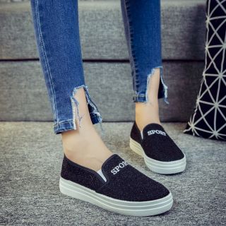 Giày Slip on Quảng Châu