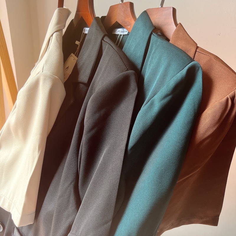Áo blazer CỘC TAY dáng NGẮN có độn vai dày dặn