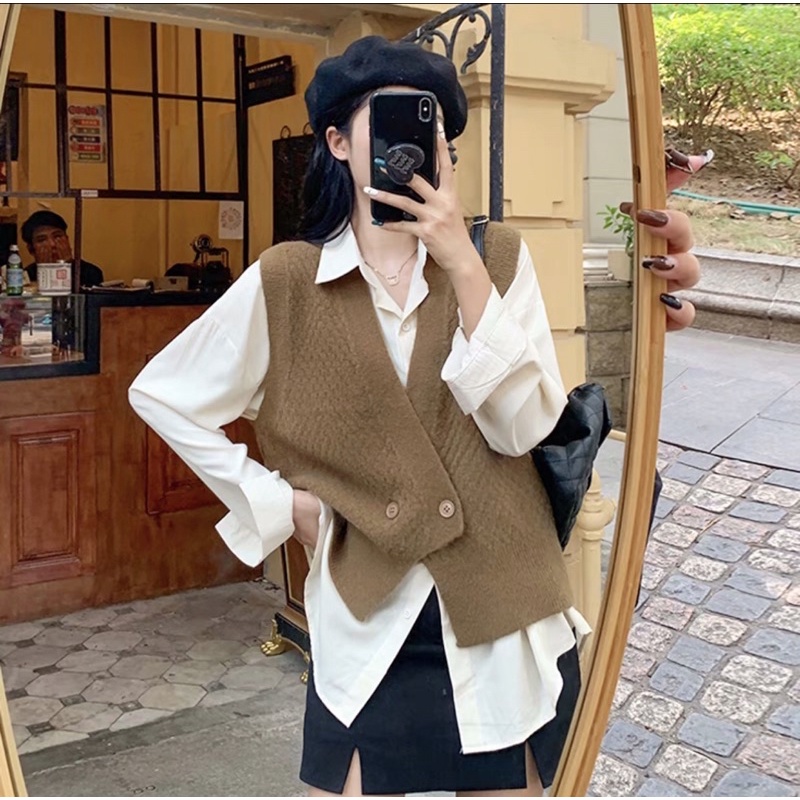 Áo gile len nữ kiểu dáng áo vest cổ V cài khuy