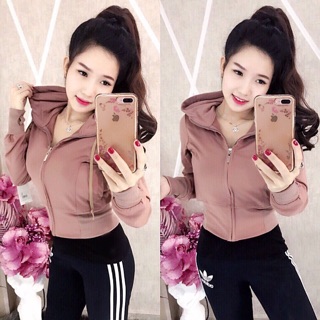 Áo khoác ôm eo lửng trơn 