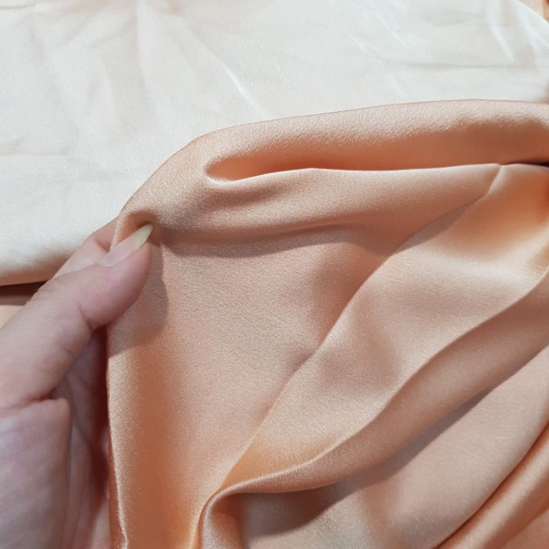 1M Lụa Thái Silk Bóng Mượt Mềm Trơn Tay