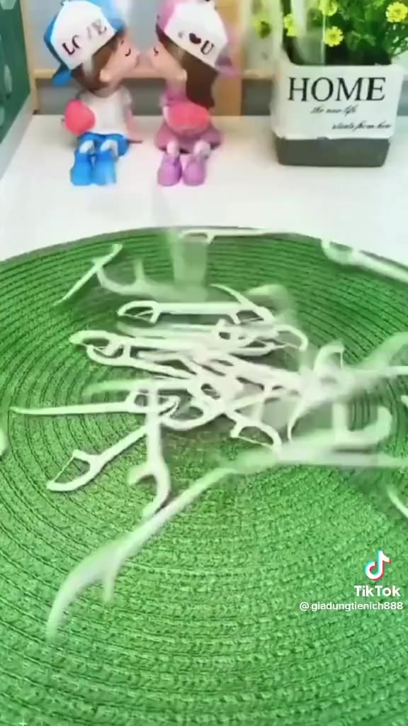 [Freeship] Hộp 50 cái tăm chỉ nha khoa vệ sinh kẽ răng chân nướu chuyên dụng. | BigBuy360 - bigbuy360.vn