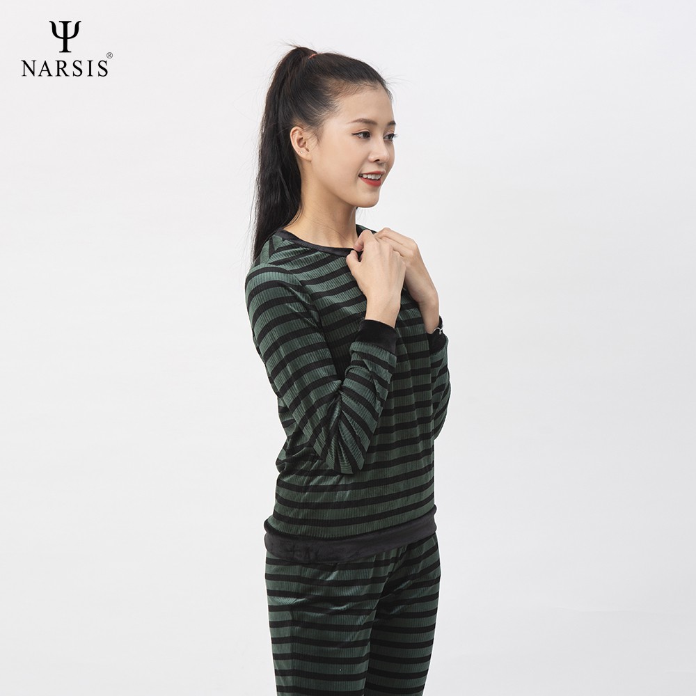 Bộ đồ thu đông nữ Narsis M0025 chất nhung kẻ xanh đen