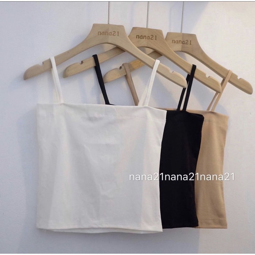 Áo croptop hai dây basic dễ phối đồ