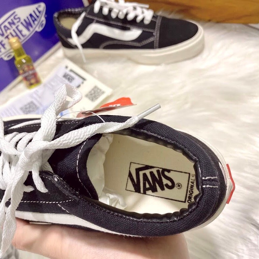 Giày thể thao VANS VAULT OLD SKOOL đen kẻ trắng nhung nỉ cao cấp