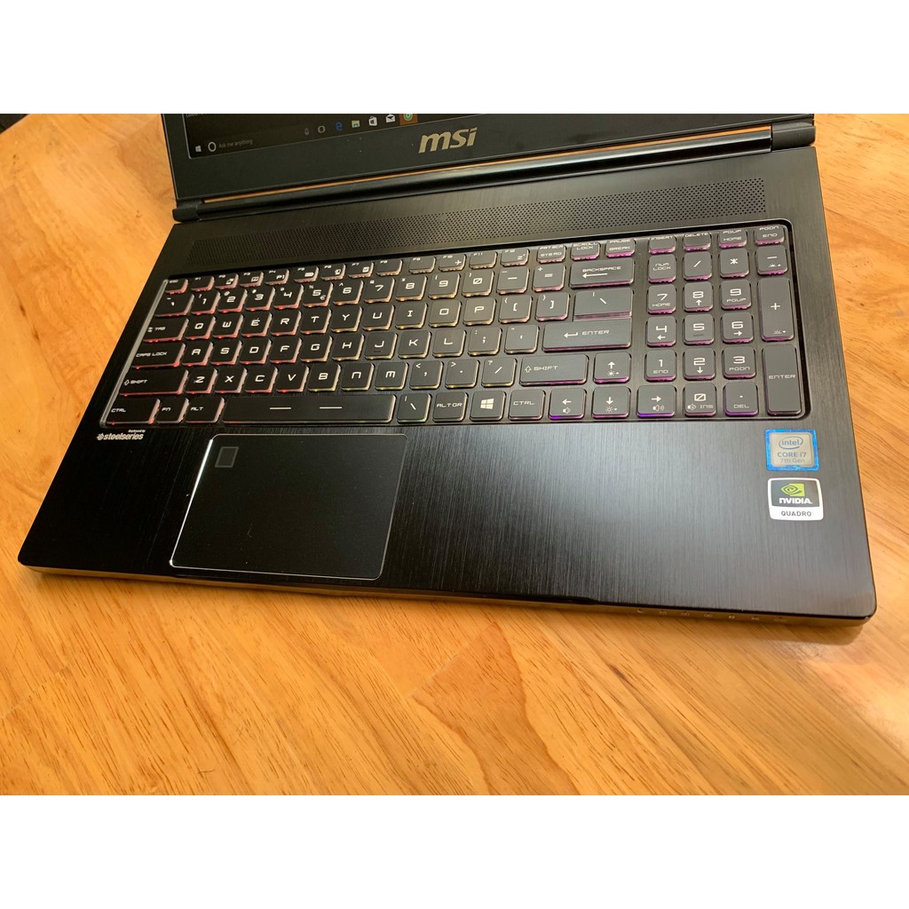 Laptop Work Station MSI WS63vr, i7 7700HQ, 32G, 512G, P4000 MaxQ = 8G | BigBuy360 - bigbuy360.vn