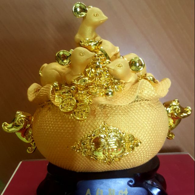 Chuột sa túi tài lộc không đáy