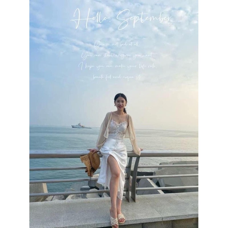 Váy trắng ren aut