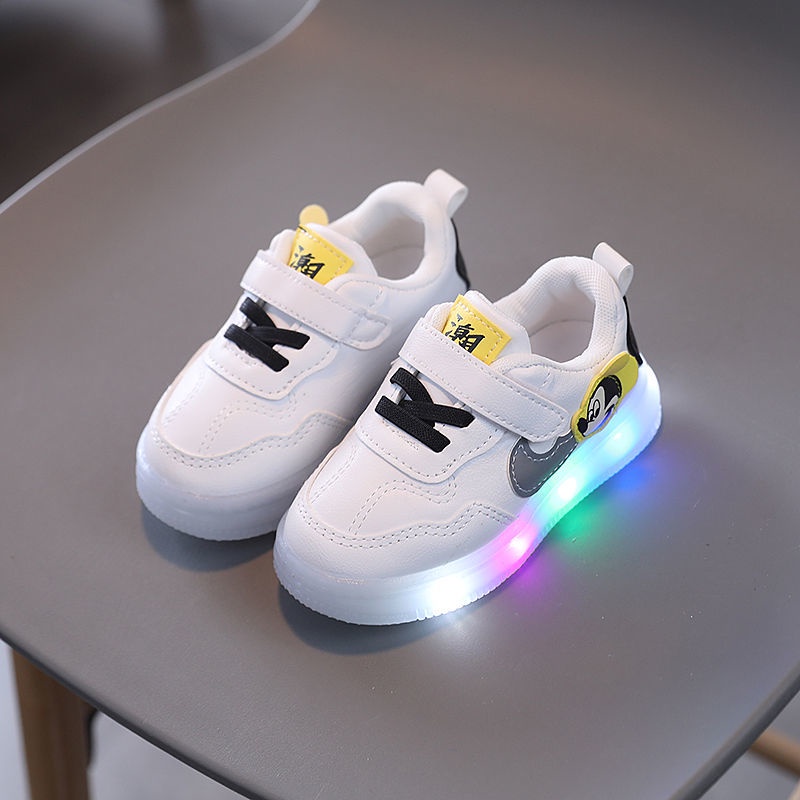 Giày Thể Thao Gắn Đèn Led Thời Trang Mùa Thu Dành Cho Trẻ Em 2022