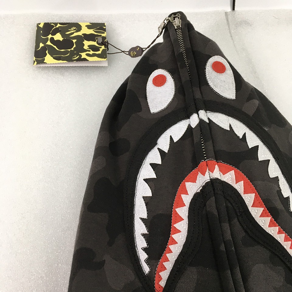 Áo Jacket Bape Shark 08