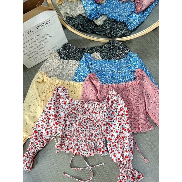 [Ảnh thật+ Video] (Siêu Rẻ)ÁO CROPTOP HOA NHÍ XINH XINH RÚT DÂY GIỮA TAY DÀI NHÚN Chizi Shop
