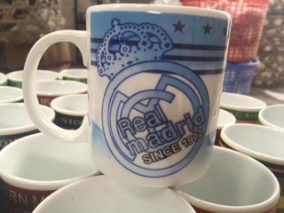 Cốc sứ in logo bóng đá