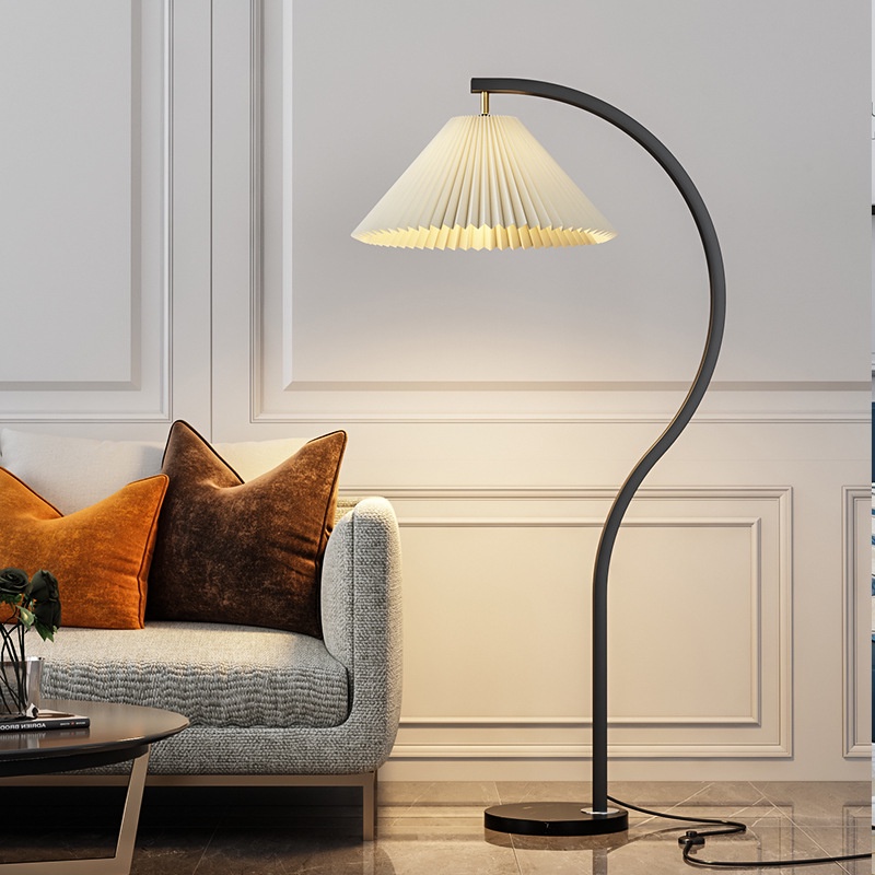 Đèn Sàn Xếp Ly Vintage Cổ Điển Đơn Giản Hiện Đại
