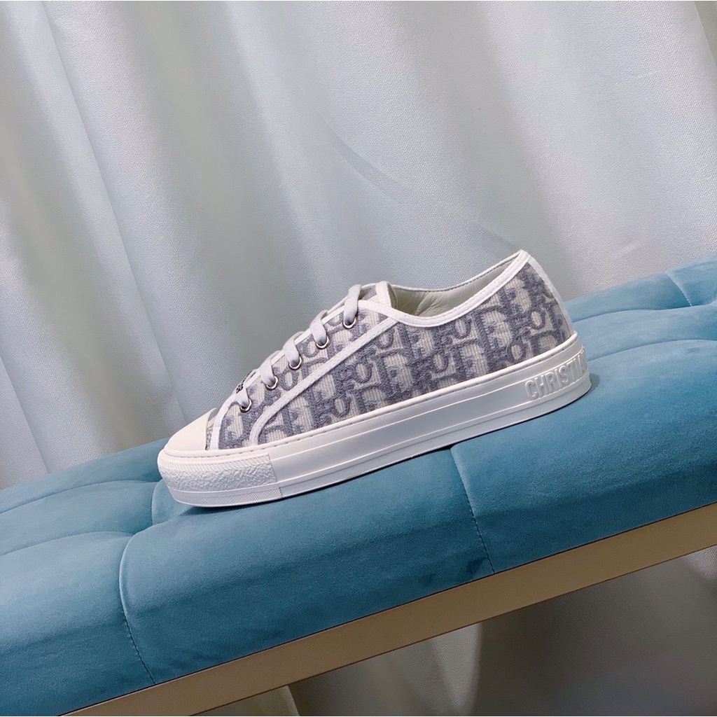 #Mới Hộp cotton thêu màu xám nhạt SNEAKER