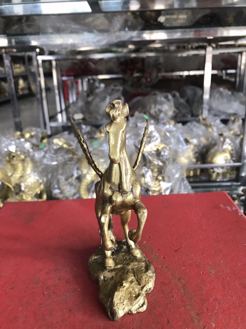 Ngựa Cánh cao 16cm