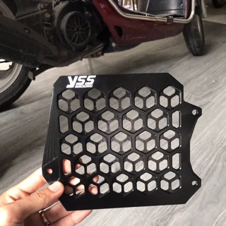 che két nước yss đen  gắn vario click ab