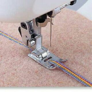 Chân vịt may dây ( tra dây nổi )