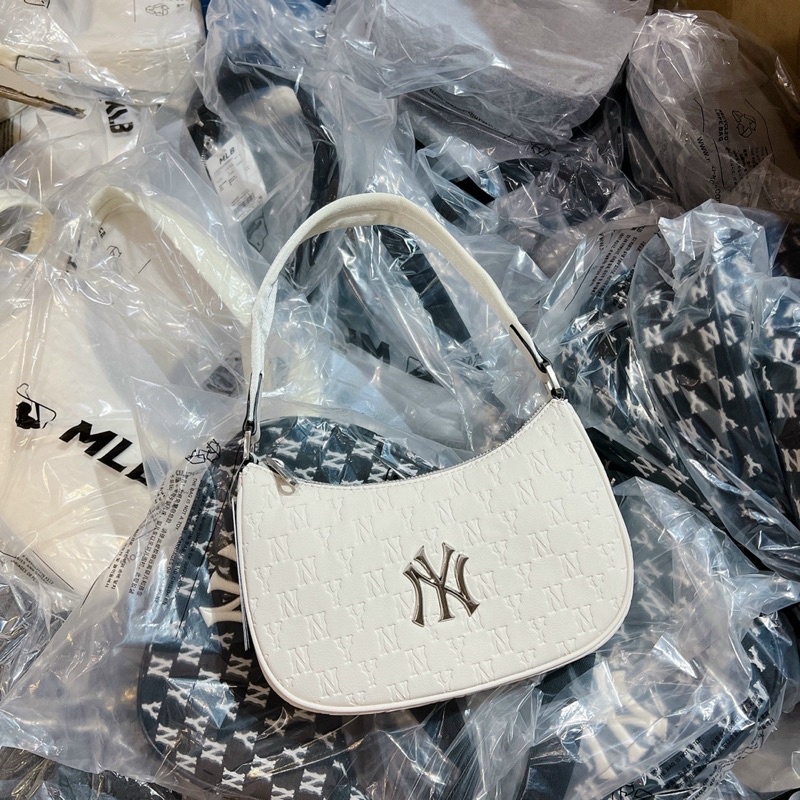 TÚI KẸP NÁCH MLB LOGO CHÌM