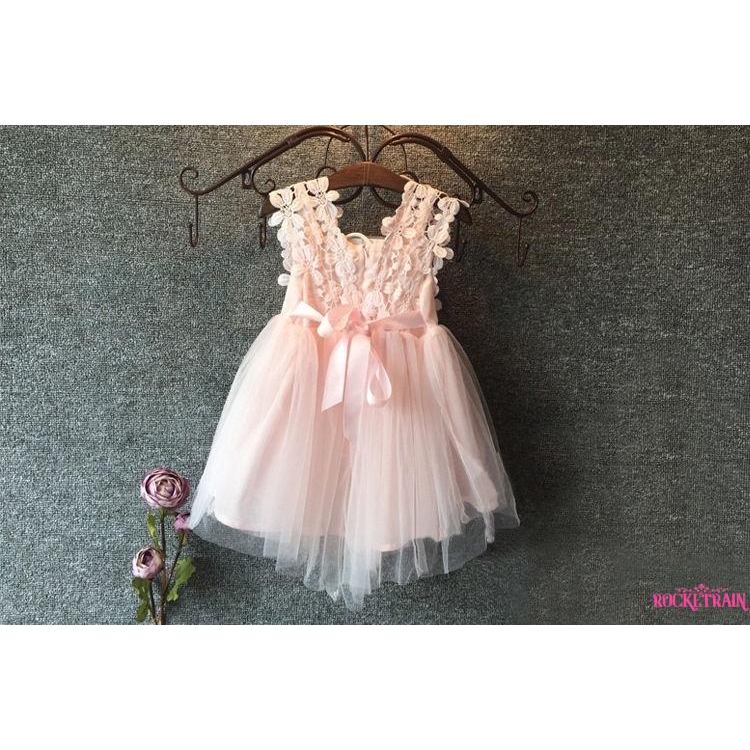 Đầm công chúa phối ren xinh xắn cho bé gái