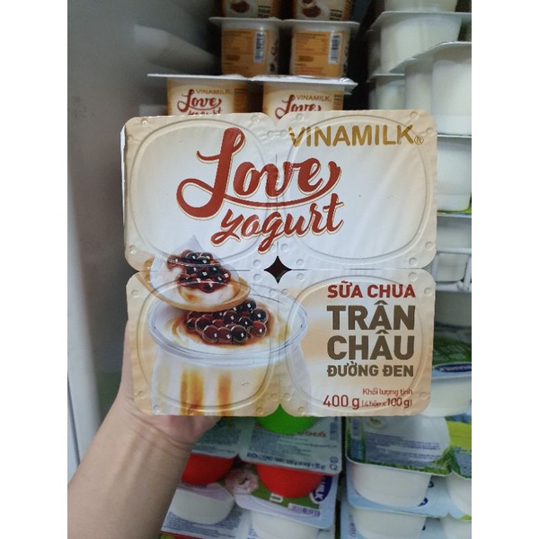 Lốc 4 hộp sữa chua Vinamilk trân châu đường đen